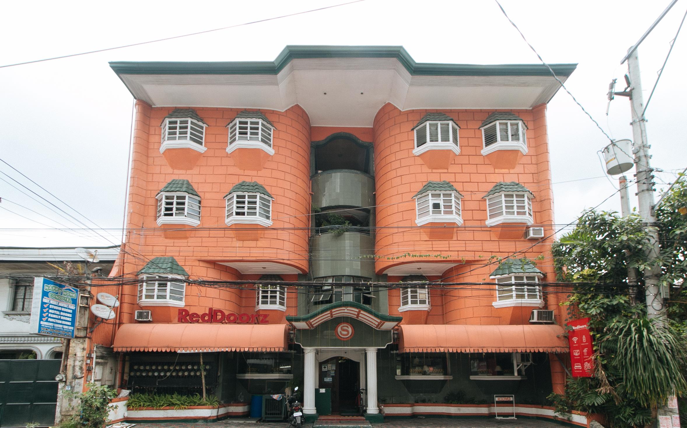 RedDoorz near East Avenue Medical Center Hotel Manilla Buitenkant foto