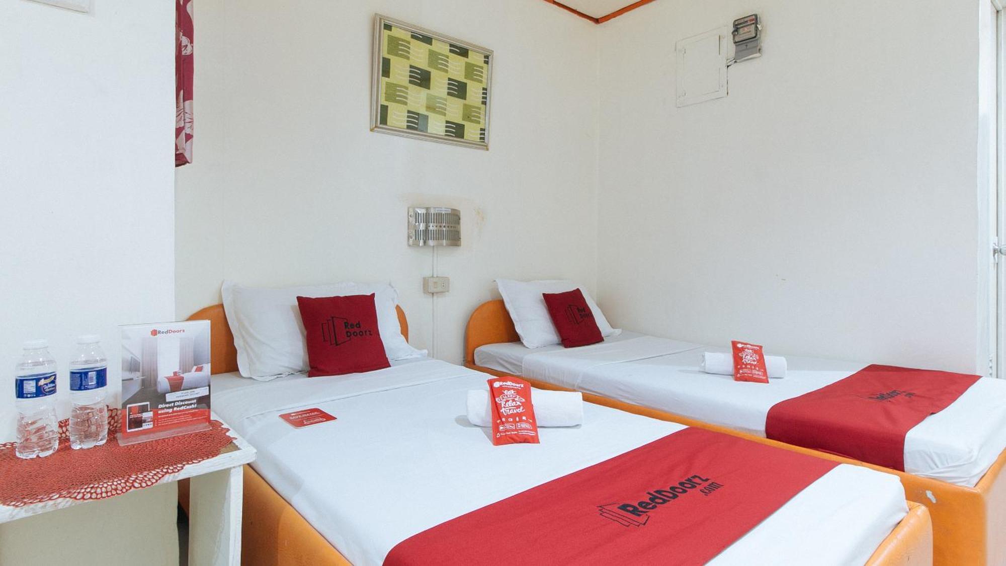 RedDoorz near East Avenue Medical Center Hotel Quezon City Buitenkant foto