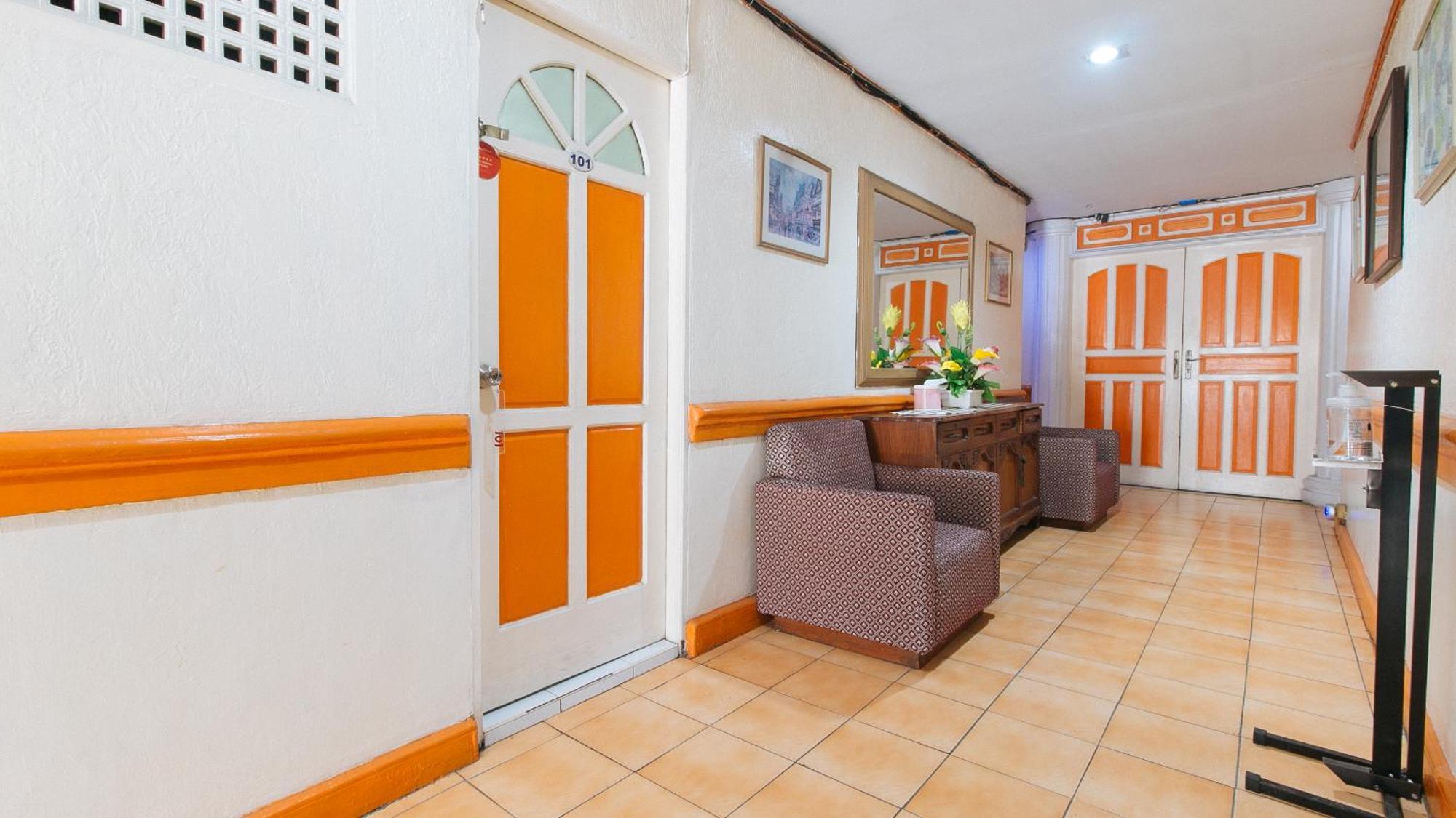 RedDoorz near East Avenue Medical Center Hotel Quezon City Buitenkant foto